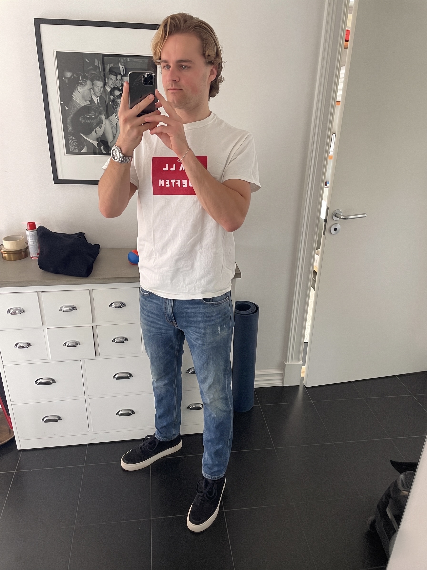 Jeans — Kora try-on